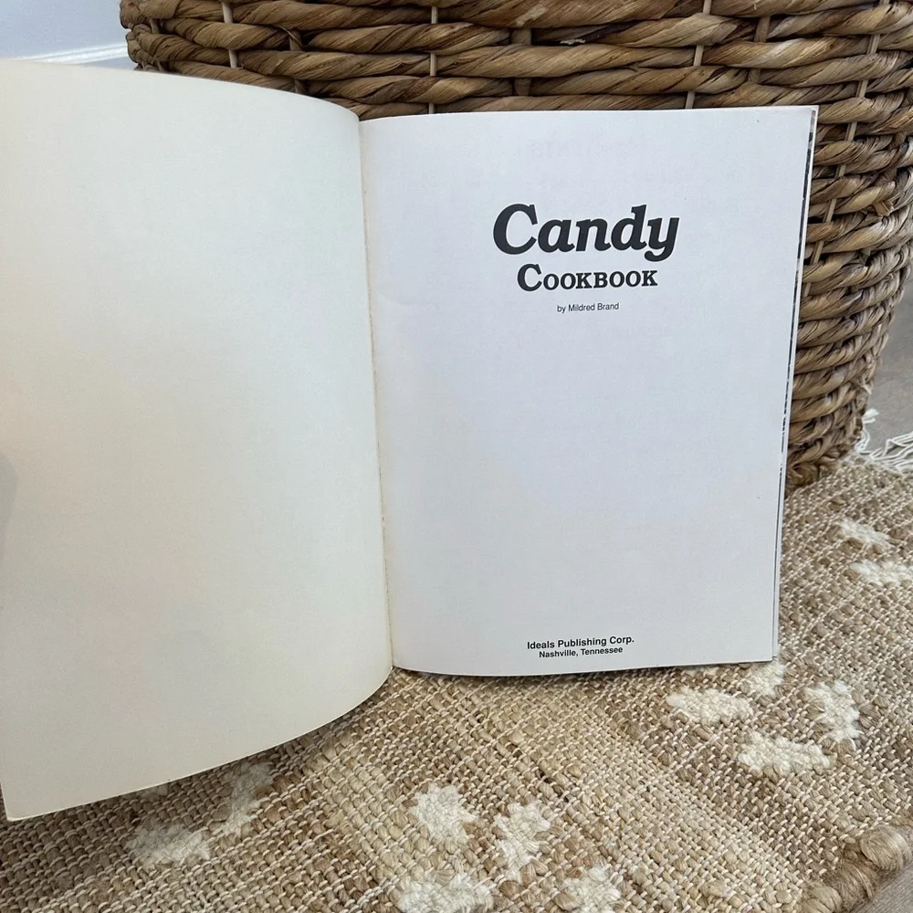 Vintage Candy Cookbook Recipes 1979 Ideals Mildred Brand Paperback CandyMaking